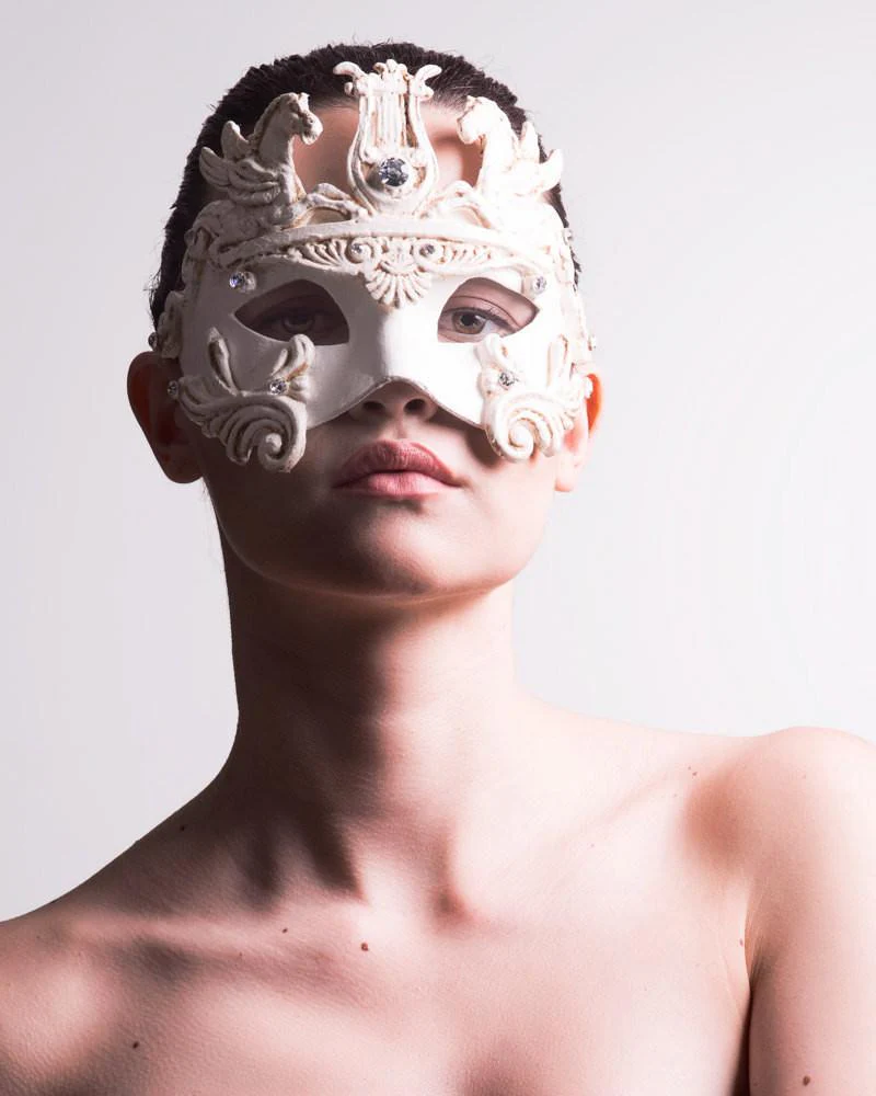 Colombina Barocco Cavalli White - Image 7