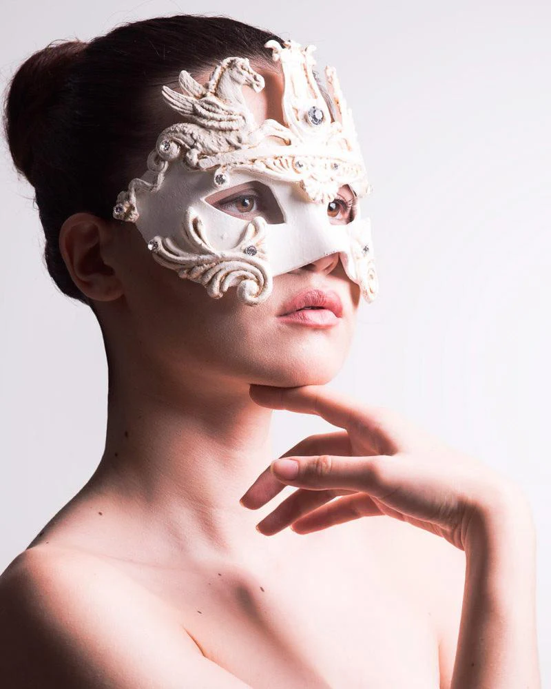 Colombina Barocco Cavalli White - Image 9