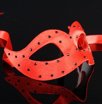 Colombina Pois Red - Image 3