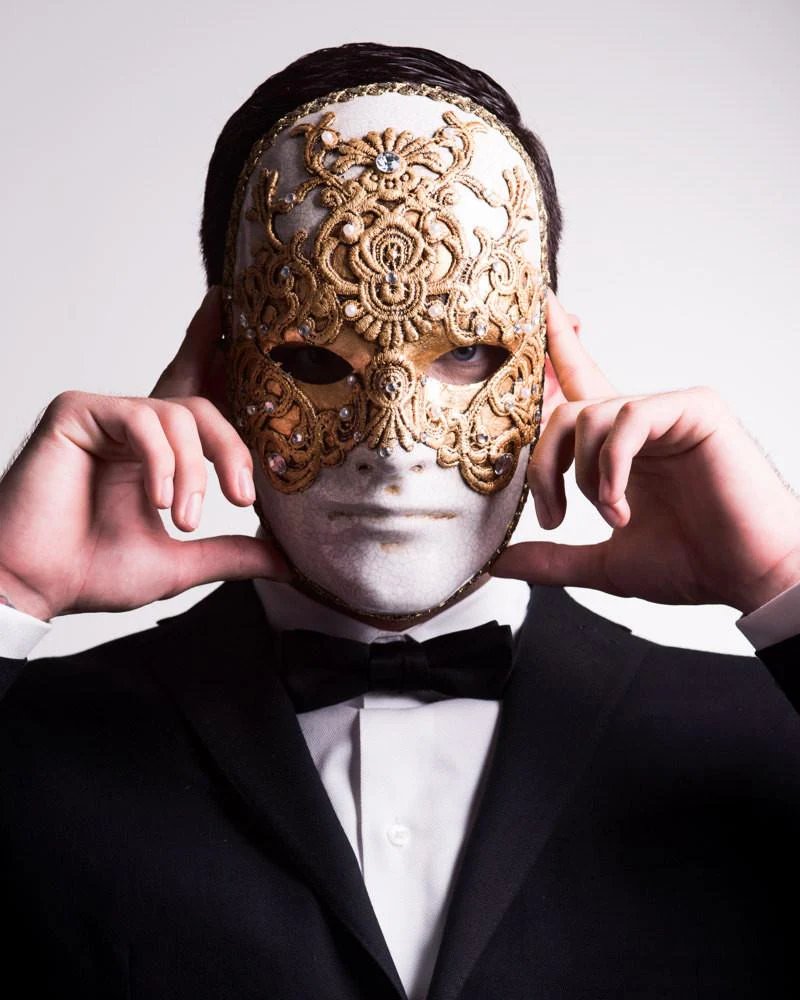 Tom Cruise 'Eyes Wide Shut' Gold - Image 3